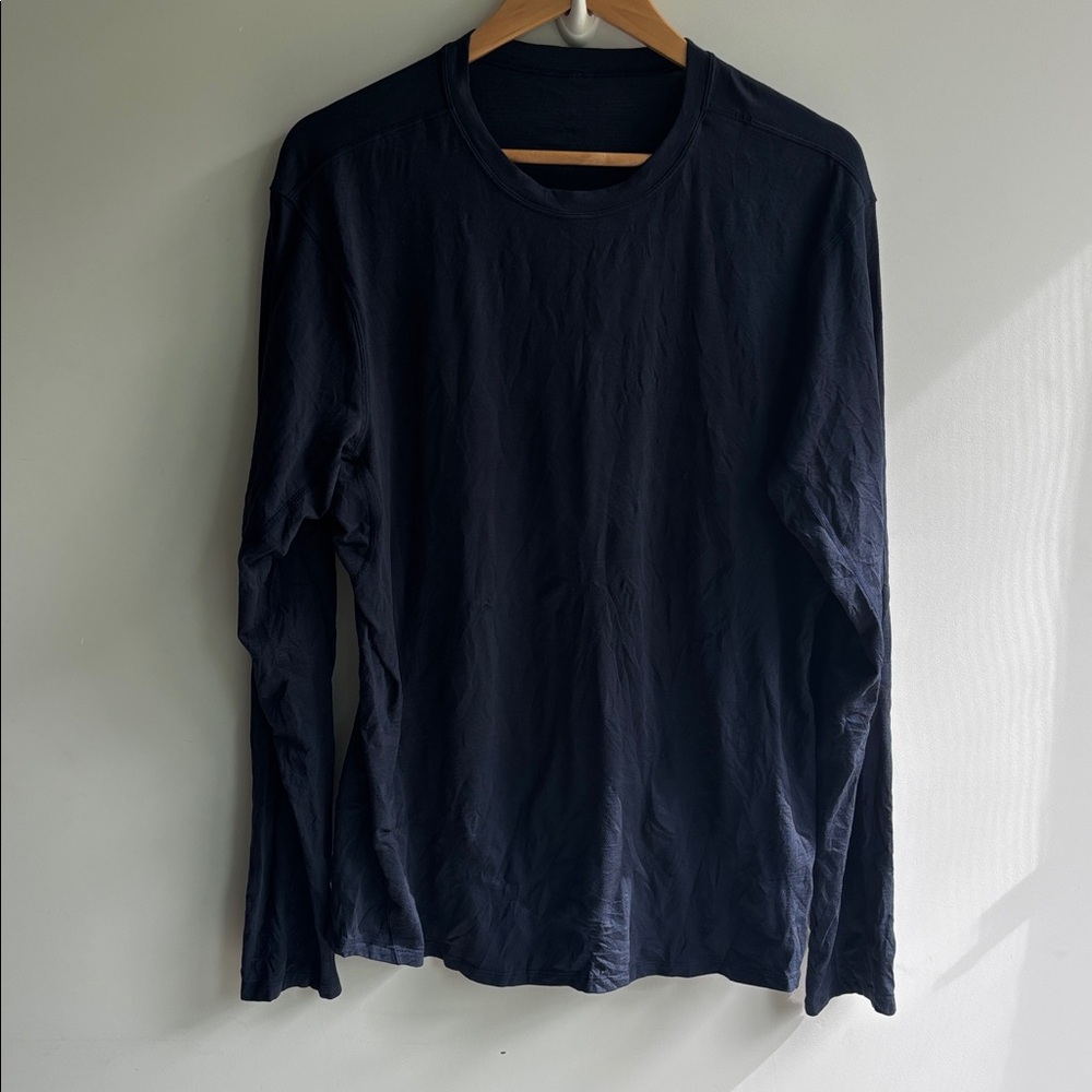 Lululemon Navy Long Sleeve Athletic Shirt L